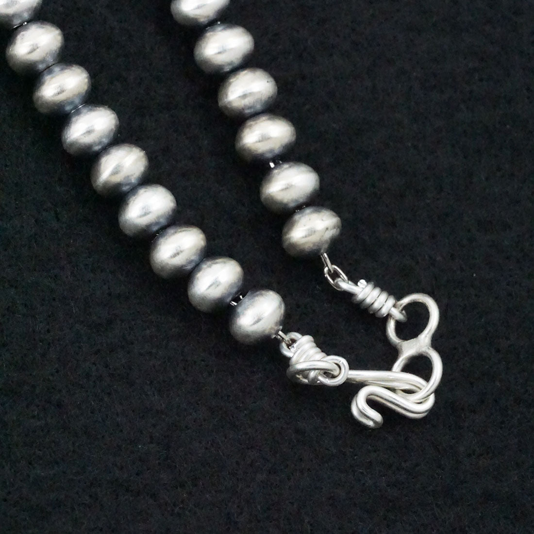 Bryannen Halwood Sterling Silver Navajo Pearl Necklace 20"