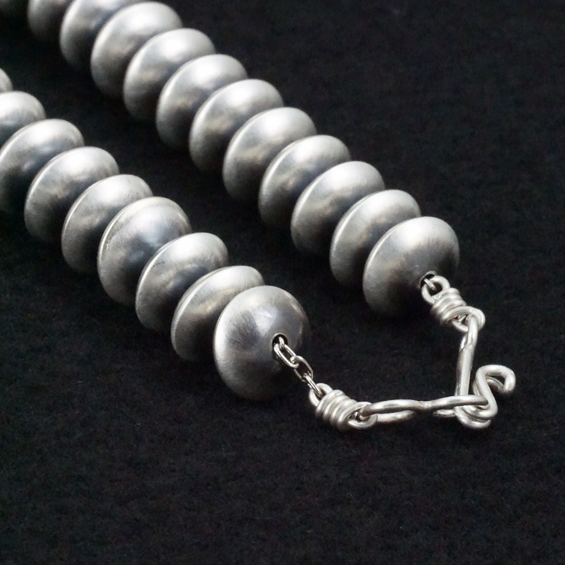 Bryannen Halwood Sterling Silver Navajo Pearl Necklace 18"