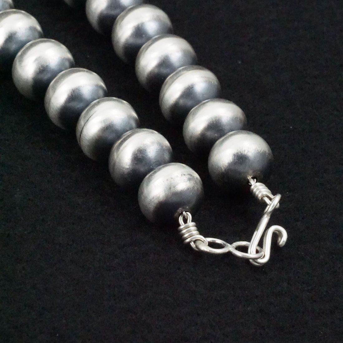 Bryannen Halwood Sterling Silver Navajo Pearl Necklace 24"