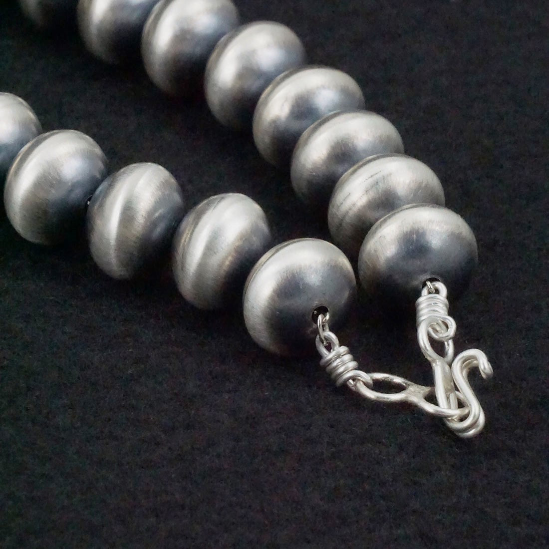 Bryannen Halwood Sterling Silver Navajo Pearl Necklace 24"