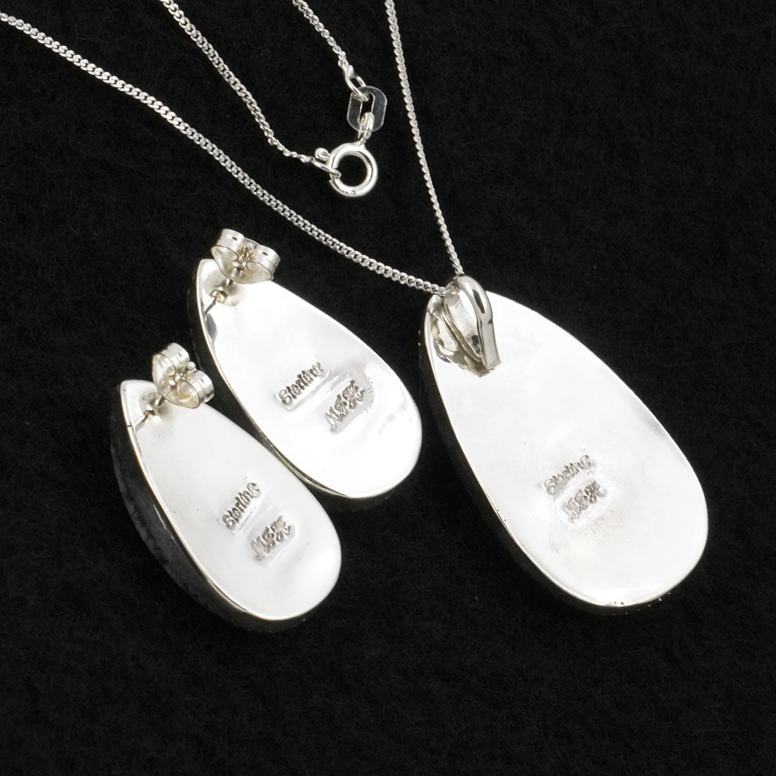 Murray Hannaweeka Morado & Sterling Silver Necklace Set