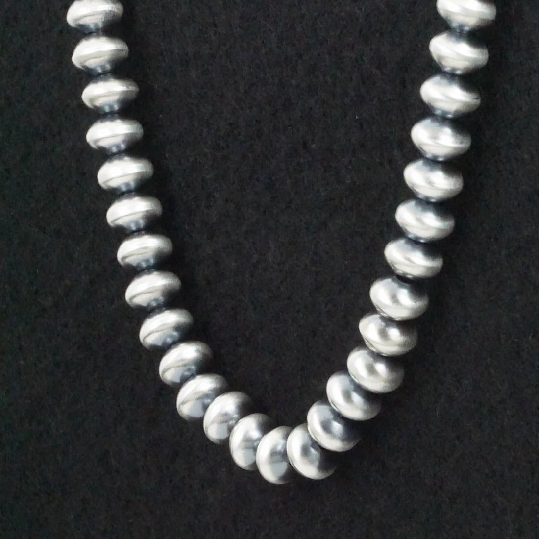 Bryannen Halwood Sterling Silver Navajo Pearl Necklace 14"