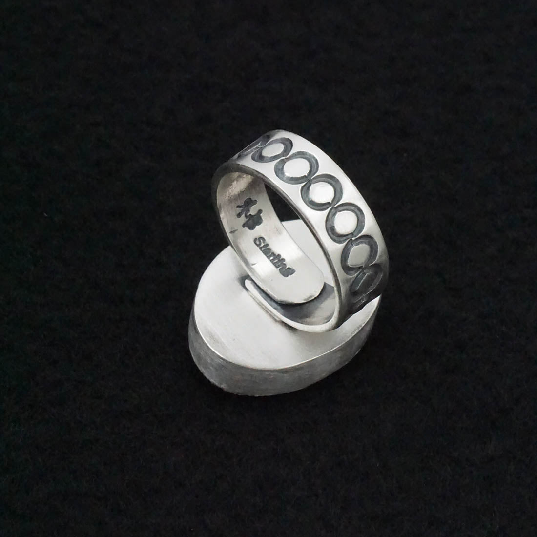 Randy Boyd Spiny Oyster & Sterling Silver Ring Adjustable