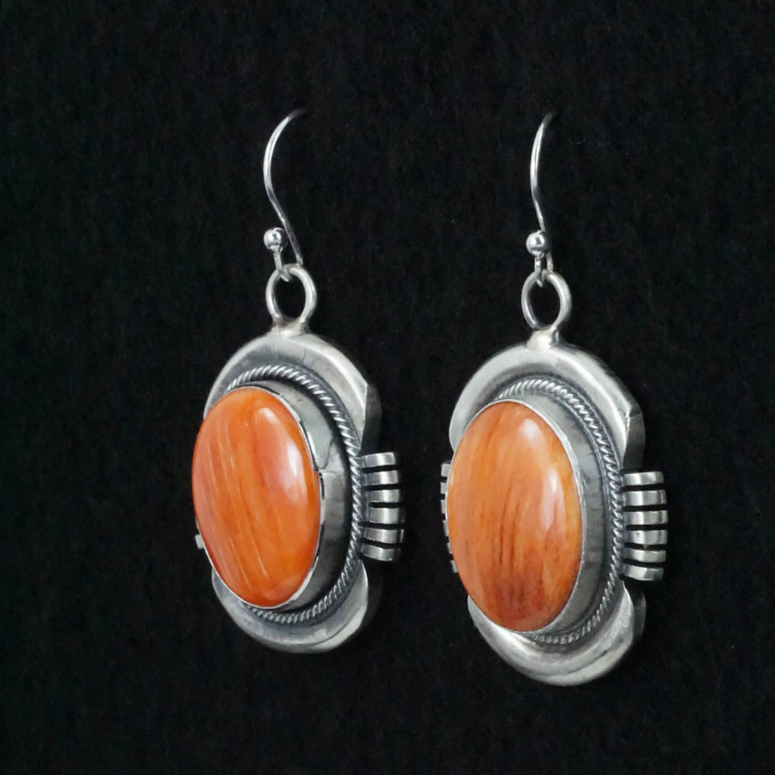 Paul Livingston Spiny Oyster & Sterling Silver Squash Blossom Set