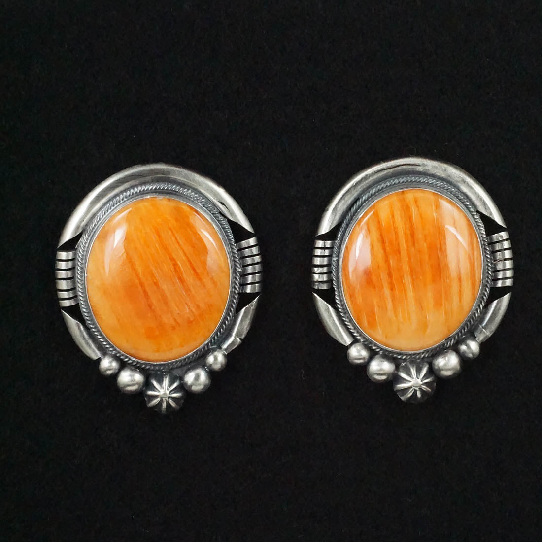 Paul Livingston Spiny Oyster & Sterling Silver Squash Blossom Set