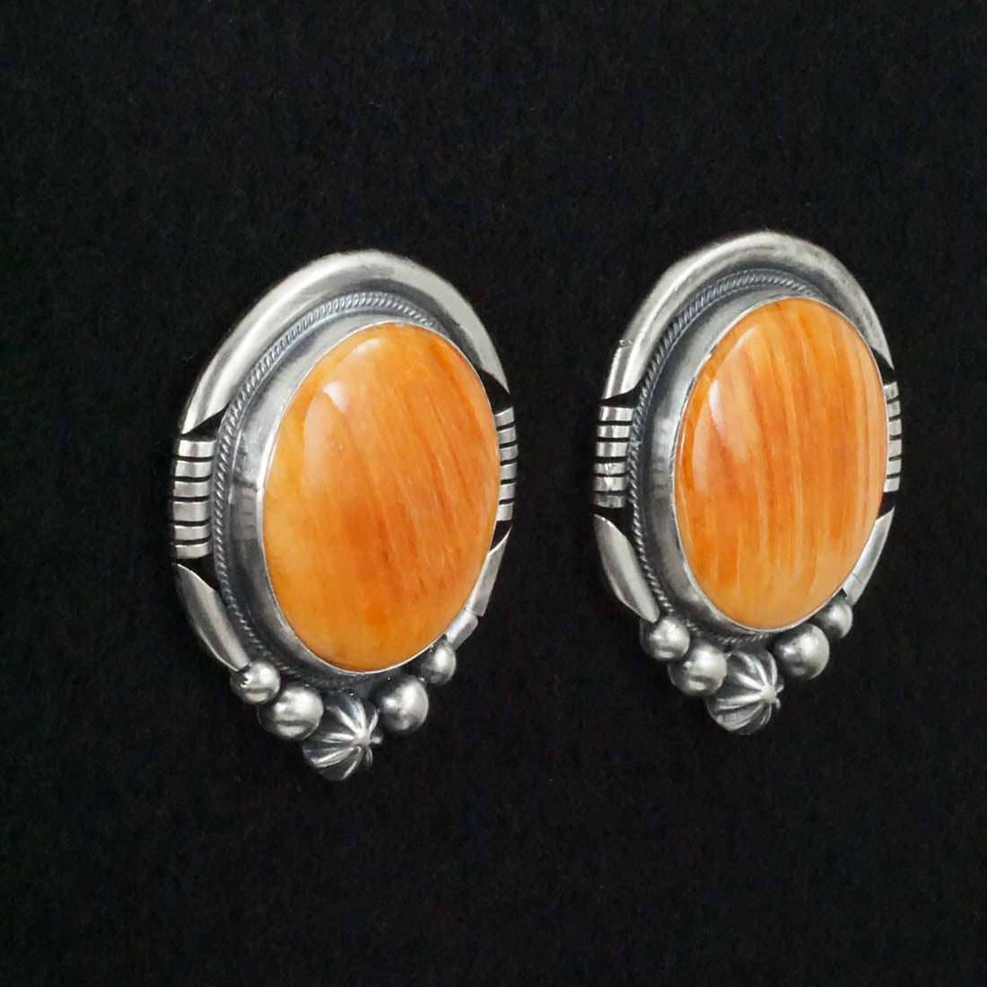 Paul Livingston Spiny Oyster & Sterling Silver Squash Blossom Set