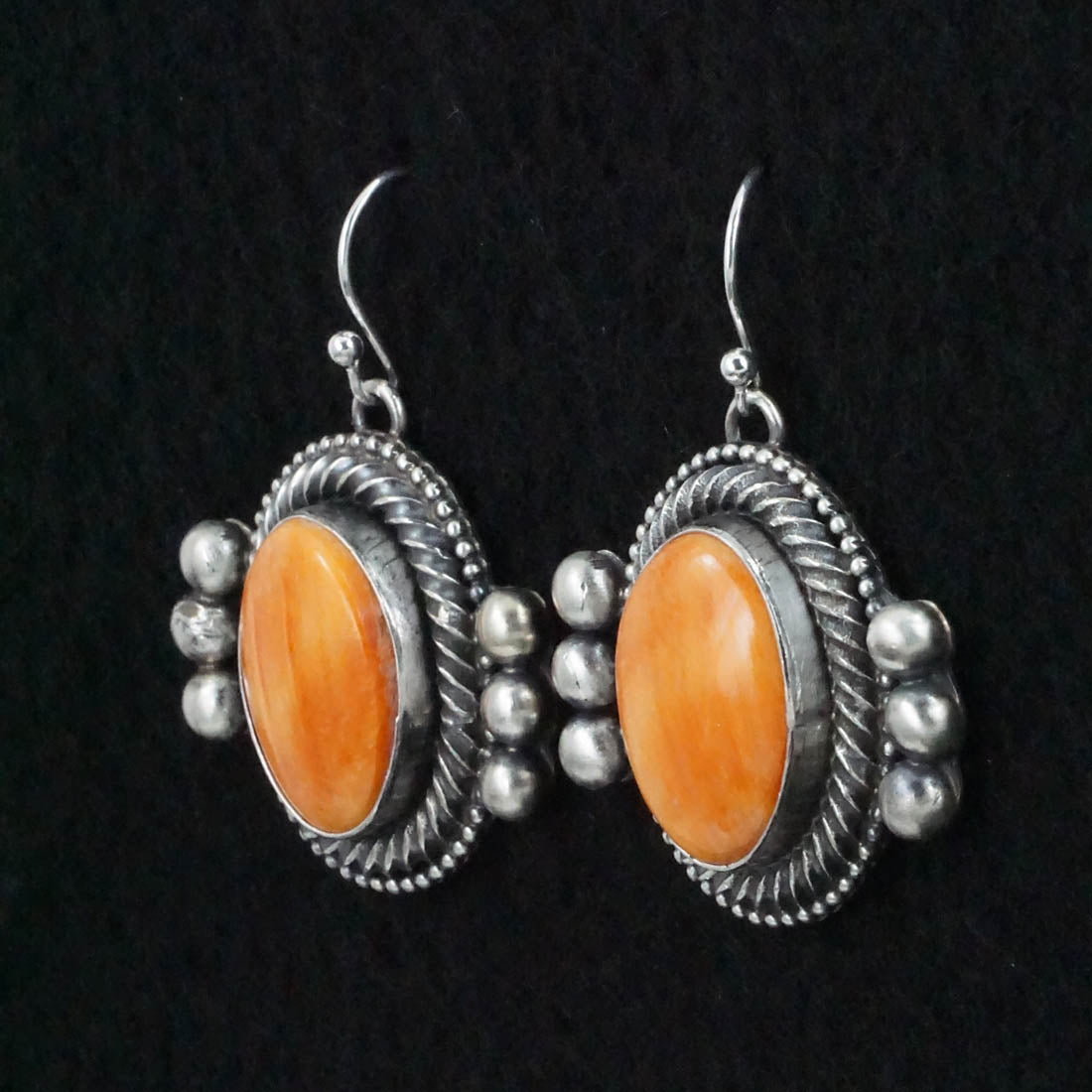 Kathleen Livingston Spiny Oyster & Sterling Silver Squash Blossom Set