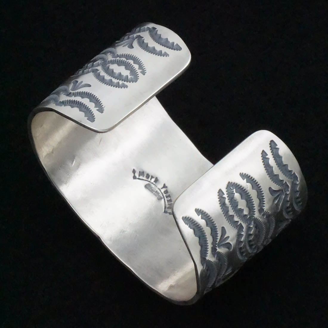 Mark Yazzie Spiny Oyster & Sterling Silver Bracelet