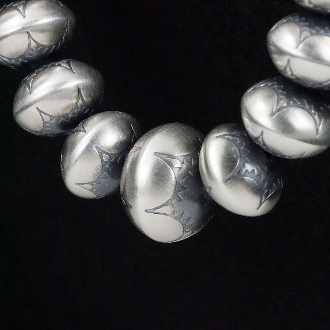 Bryannen Halwood Sterling Silver Navajo Pearl Necklace 20"