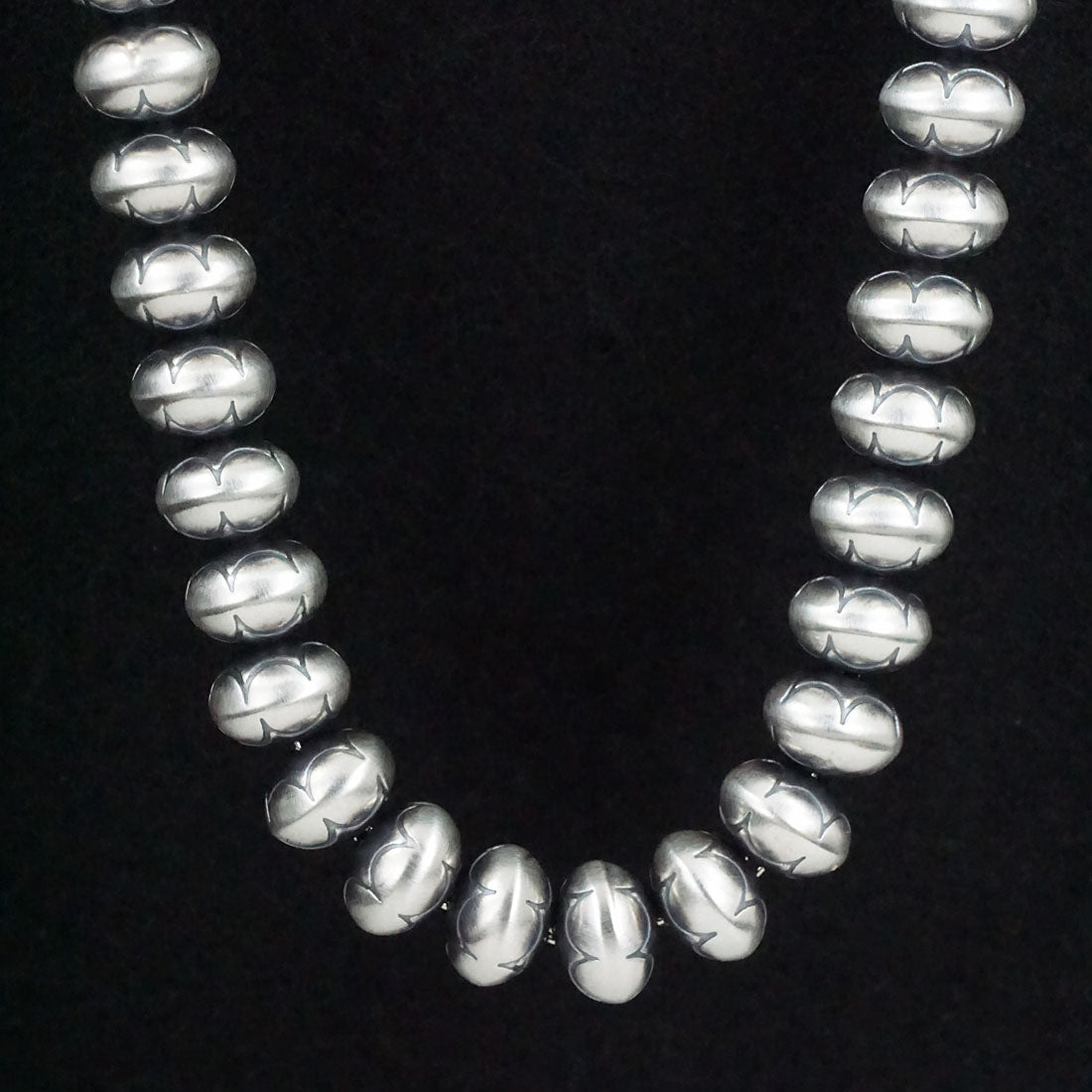 Bryannen Halwood Sterling Silver Navajo Pearl Necklace 18"