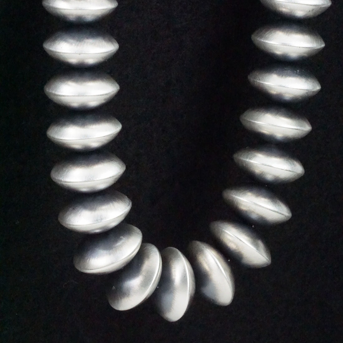 Bryannen Halwood Sterling Silver Navajo Pearl Necklace 18"