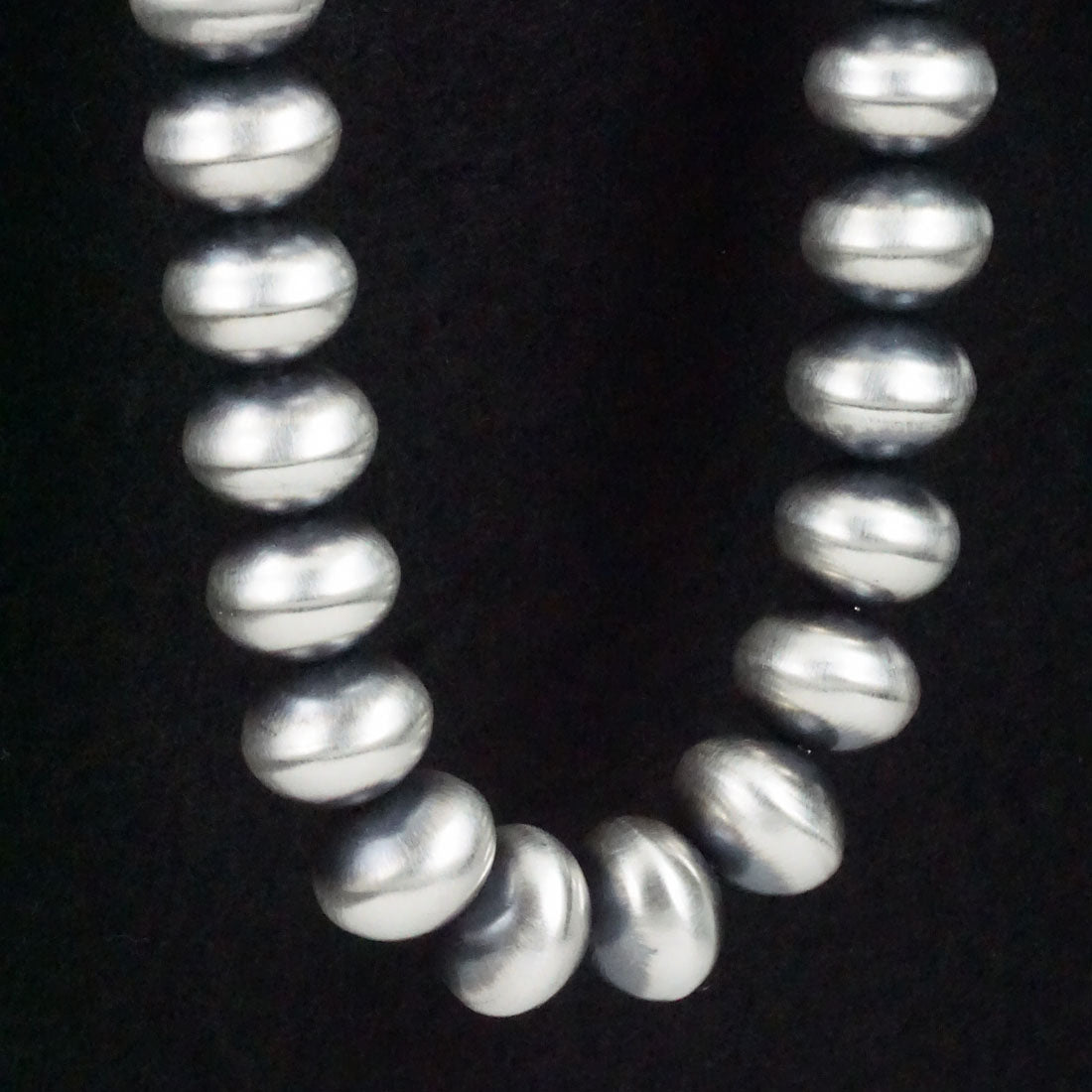 Bryannen Halwood Sterling Silver Navajo Pearl Necklace 20"