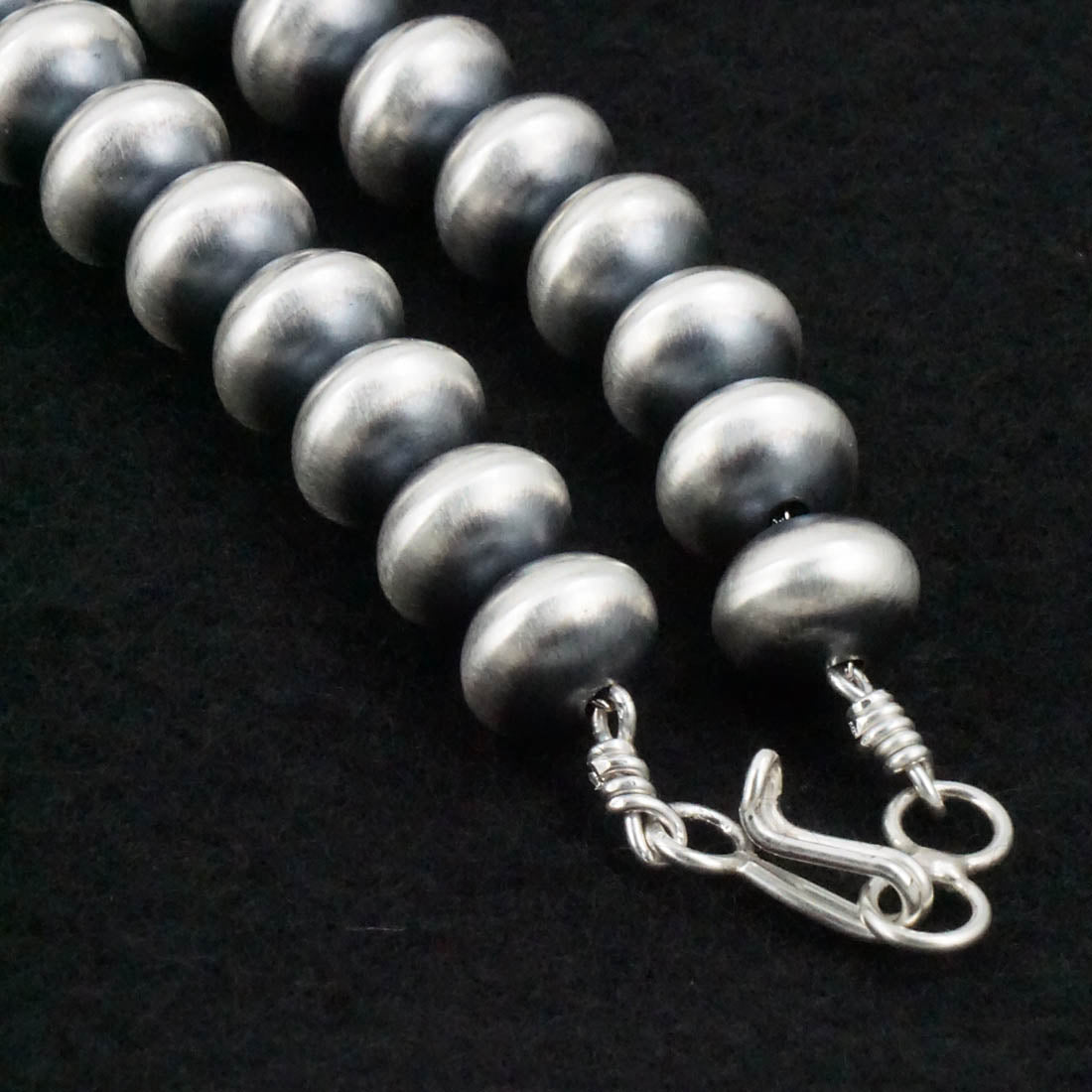 Bryannen Halwood Sterling Silver Navajo Pearl Necklace 24"