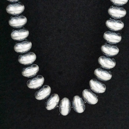 Bryannen Halwood Sterling Silver Navajo Pearl Necklace 18"