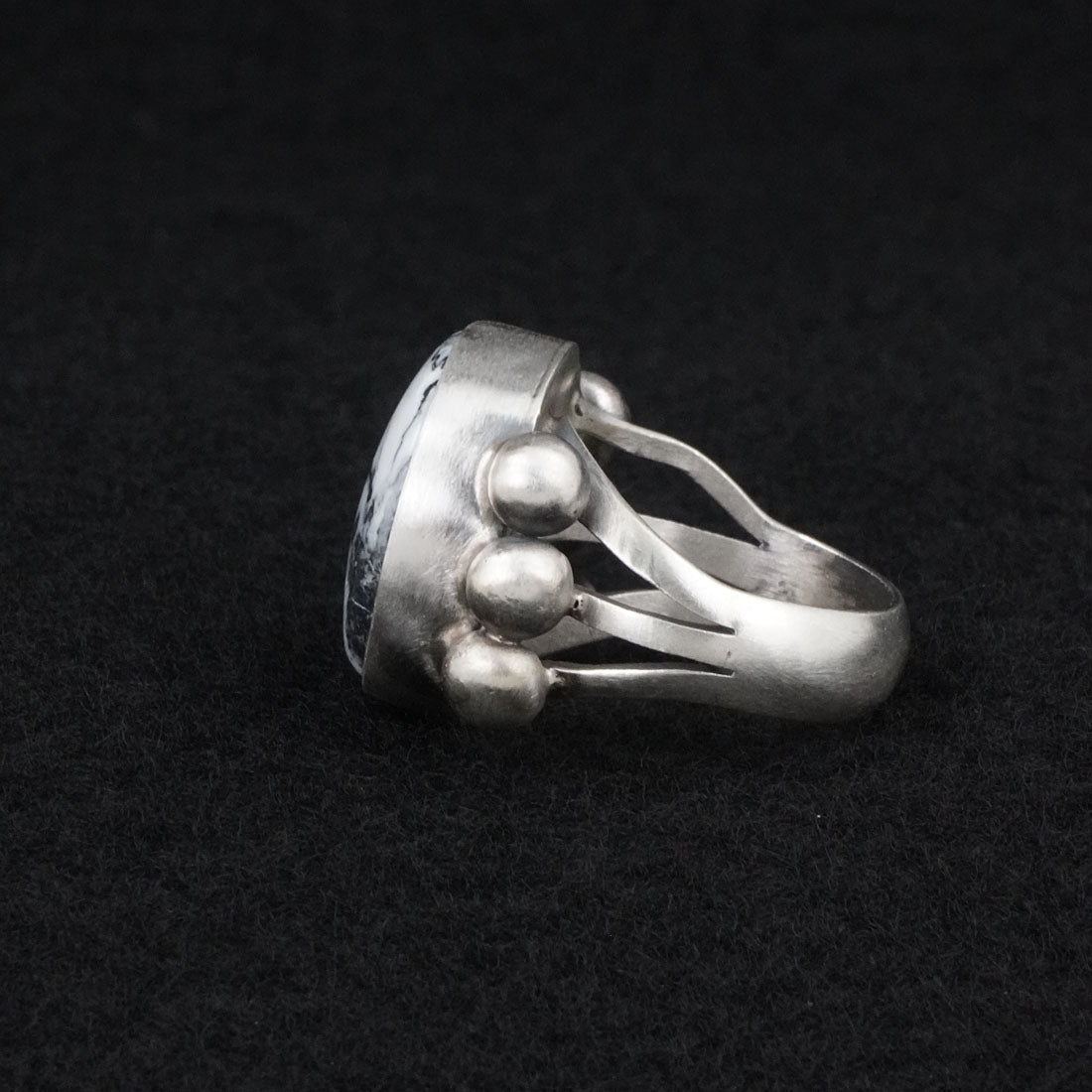 Kathleen Livingston White Buffalo & Sterling Silver Ring Size 7.5