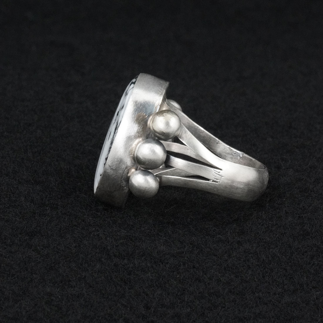 Kathleen Livingston White Buffalo & Sterling Silver Ring Size 9