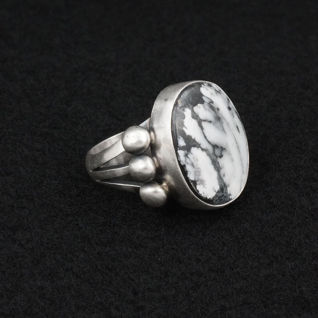 Kathleen Livingston White Buffalo & Sterling Silver Ring Size 9