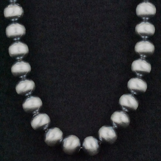 Bryannen Halwood Sterling Silver Navajo Pearl Necklace 20"