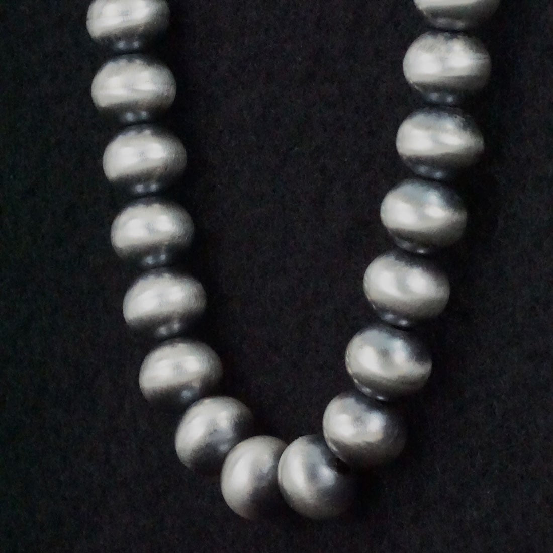 Bryannen Halwood Sterling Silver Navajo Pearl Necklace 24"