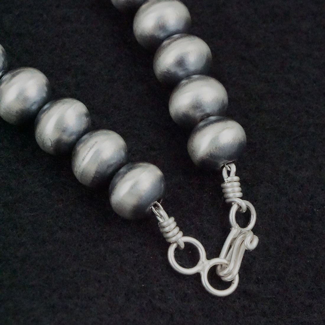 Bryannen Halwood Sterling Silver Navajo Pearl Necklace 24"