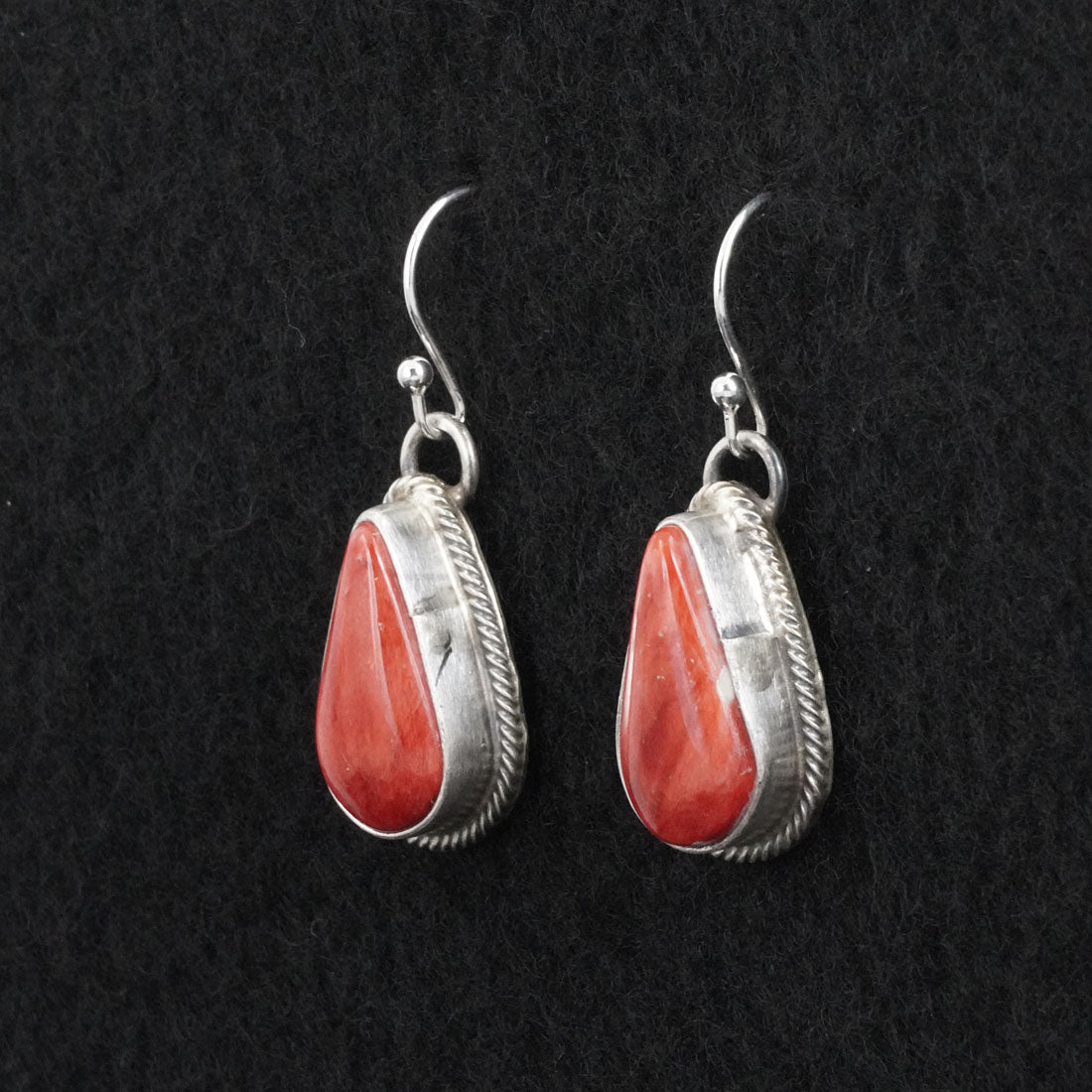 Kathleen Livingston Spiny Oyster & Sterling Silver Squash Blossom Necklace & Earrings