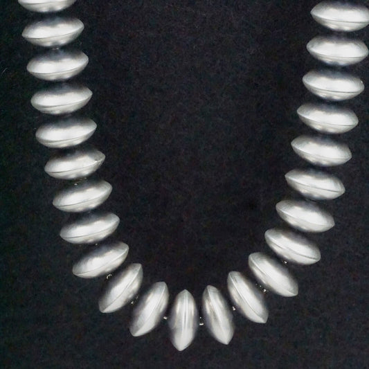 Bryannen Halwood Sterling Silver Navajo Pearl Necklace 18"