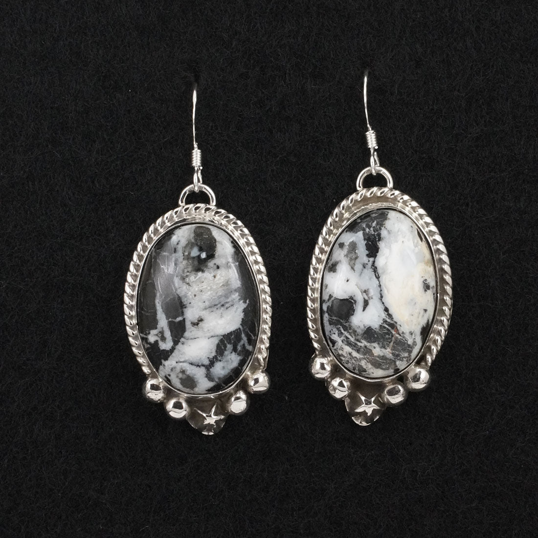 Vernon Johnson White Buffalo & Sterling Silver Necklace Set