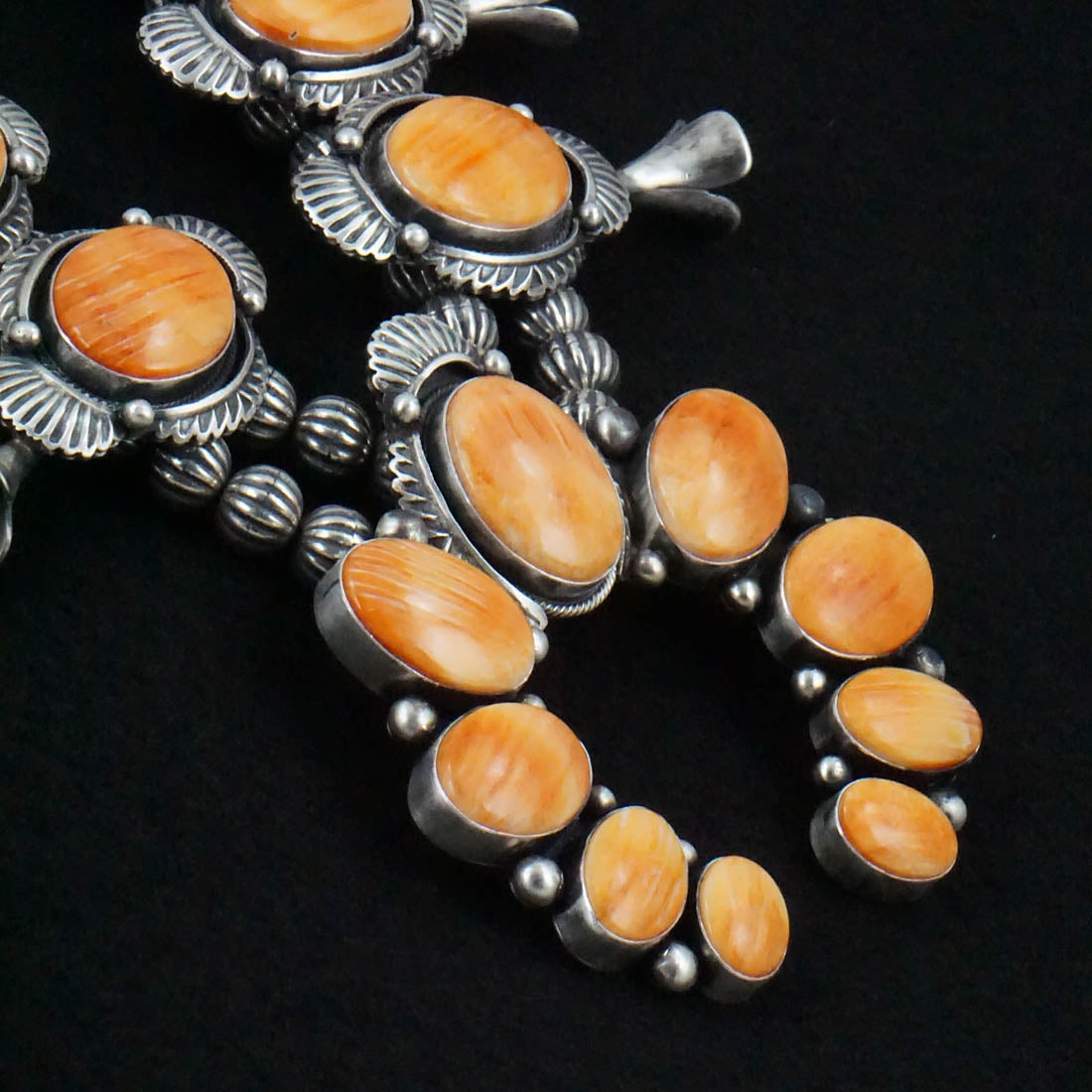 Mark Yazzie Spiny Oyster & Sterling Silver Squash Blossom Set