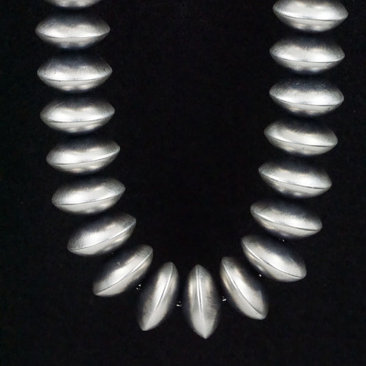 Bryannen Halwood Sterling Silver Navajo Pearl Necklace 18"