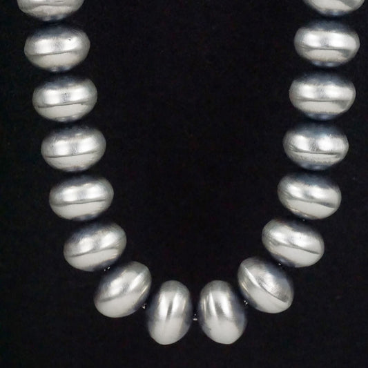 Bryannen Halwood Sterling Silver Navajo Pearl Necklace 20"