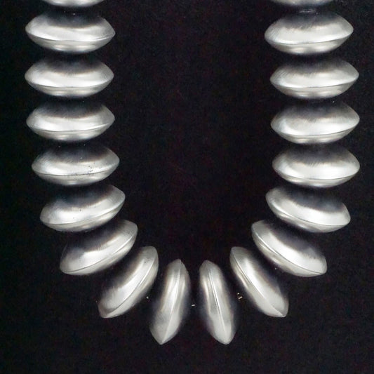 Bryannen Halwood Sterling Silver Navajo Pearl Necklace 18"