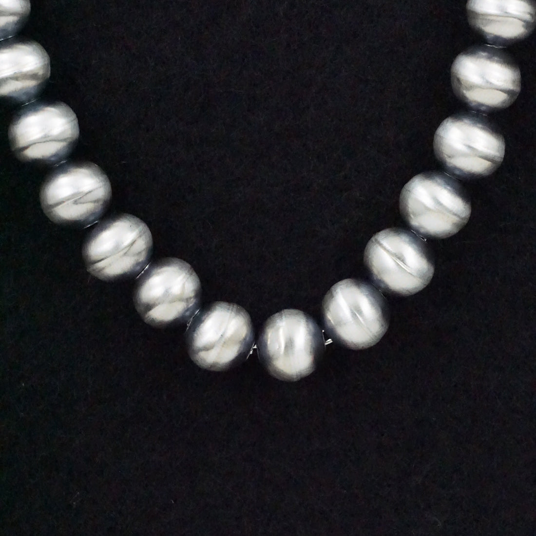 Dorinda Mariano Sterling Silver Navajo Pearl Necklace 30"