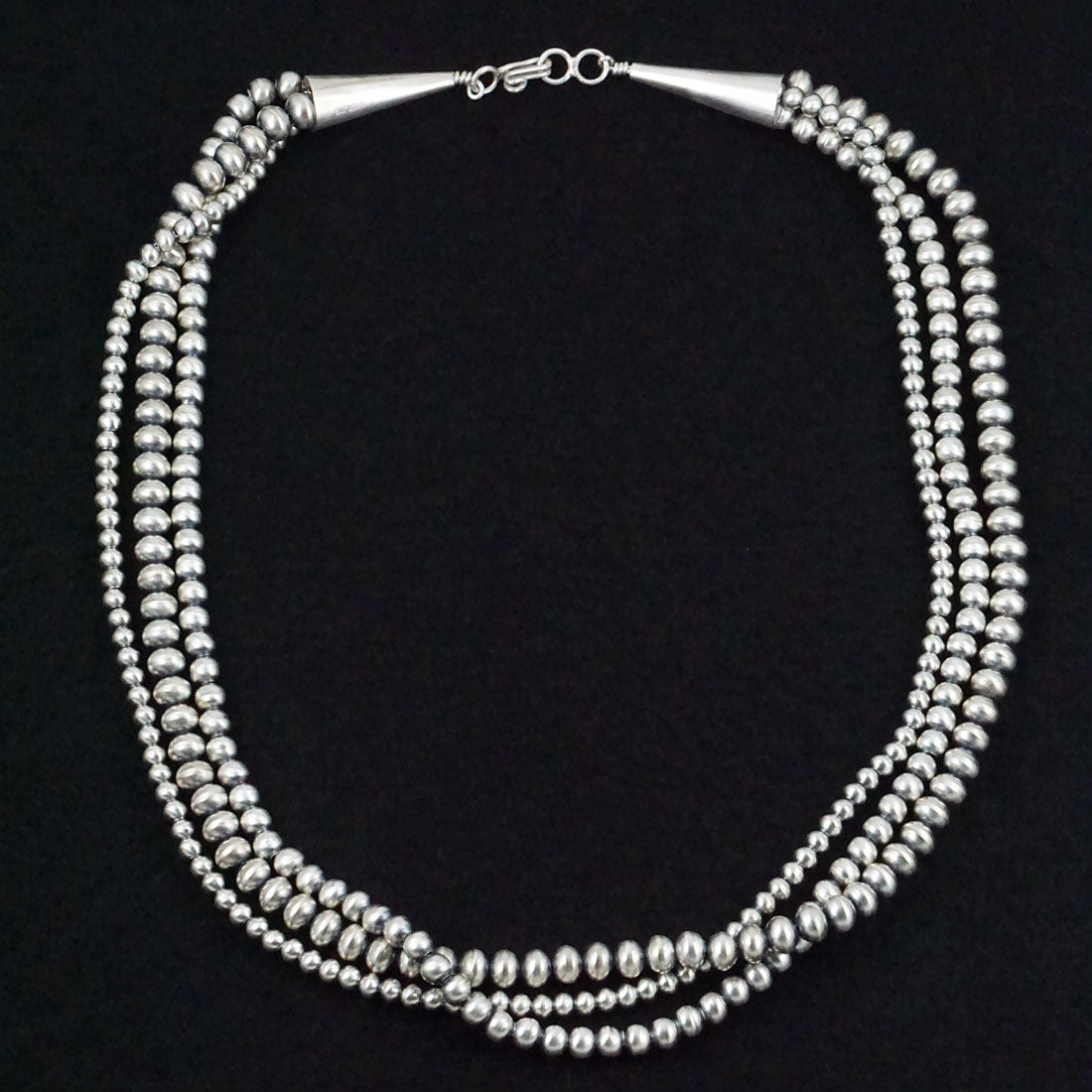 Dorinda Mariano Sterling Silver Navajo Pearl Necklace 18"