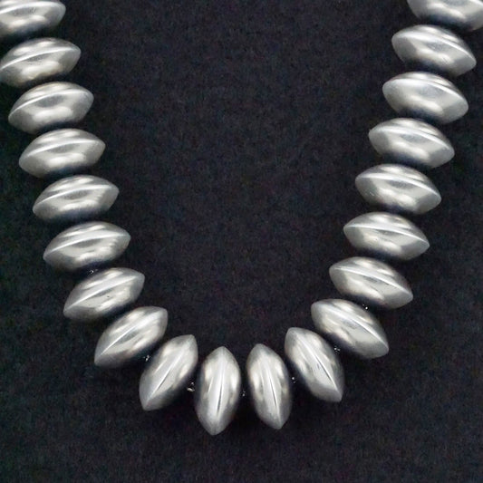 Bryannen Halwood Sterling Silver Navajo Pearl Necklace 20"