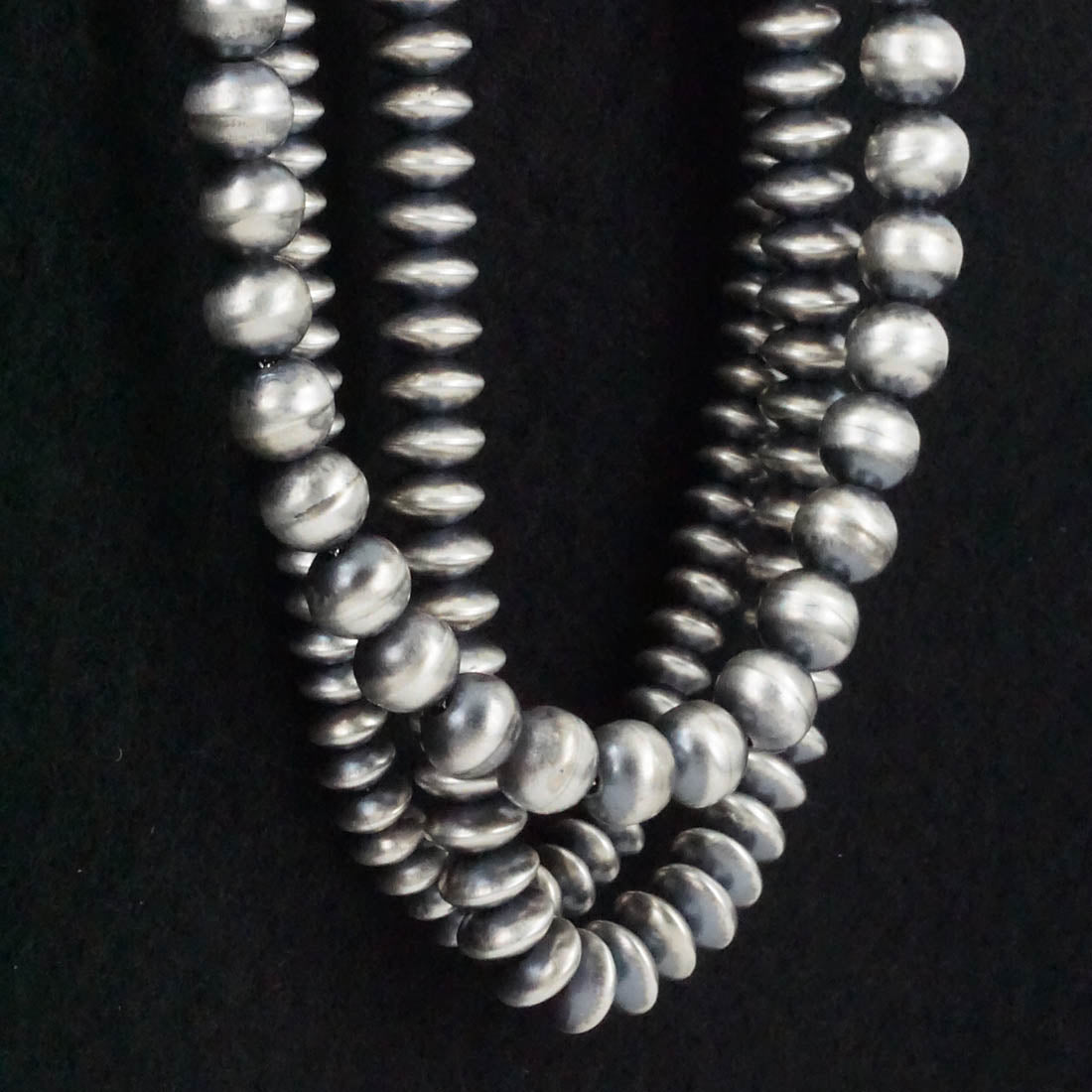 Dorinda Mariano Sterling Silver Navajo Pearl Necklace 18"