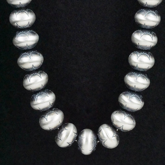Bryannen Halwood Sterling Silver Navajo Pearl Necklace 18"