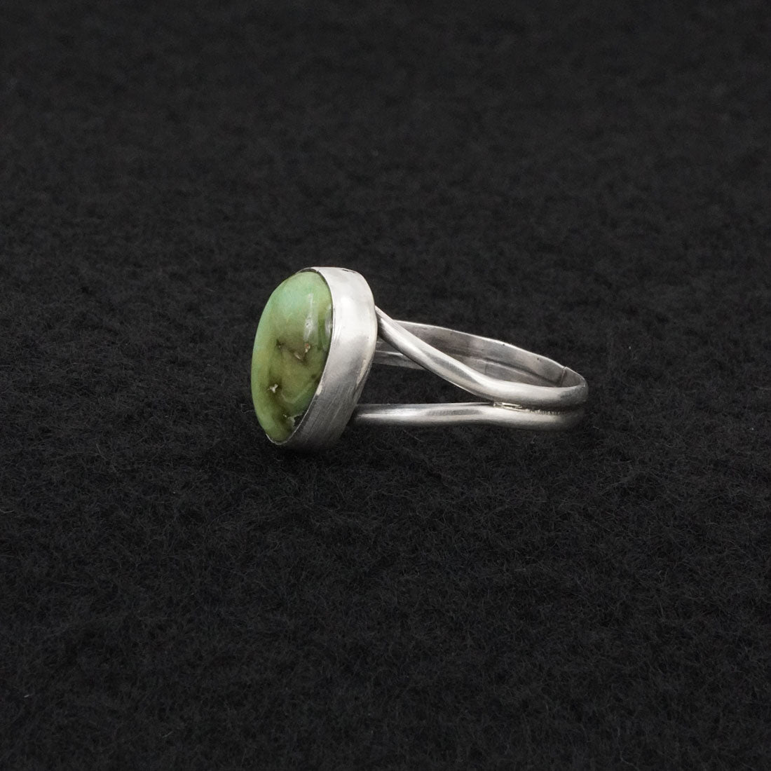 Rosemary Saunders Turquoise & Sterling Silver Ring Size 8.5