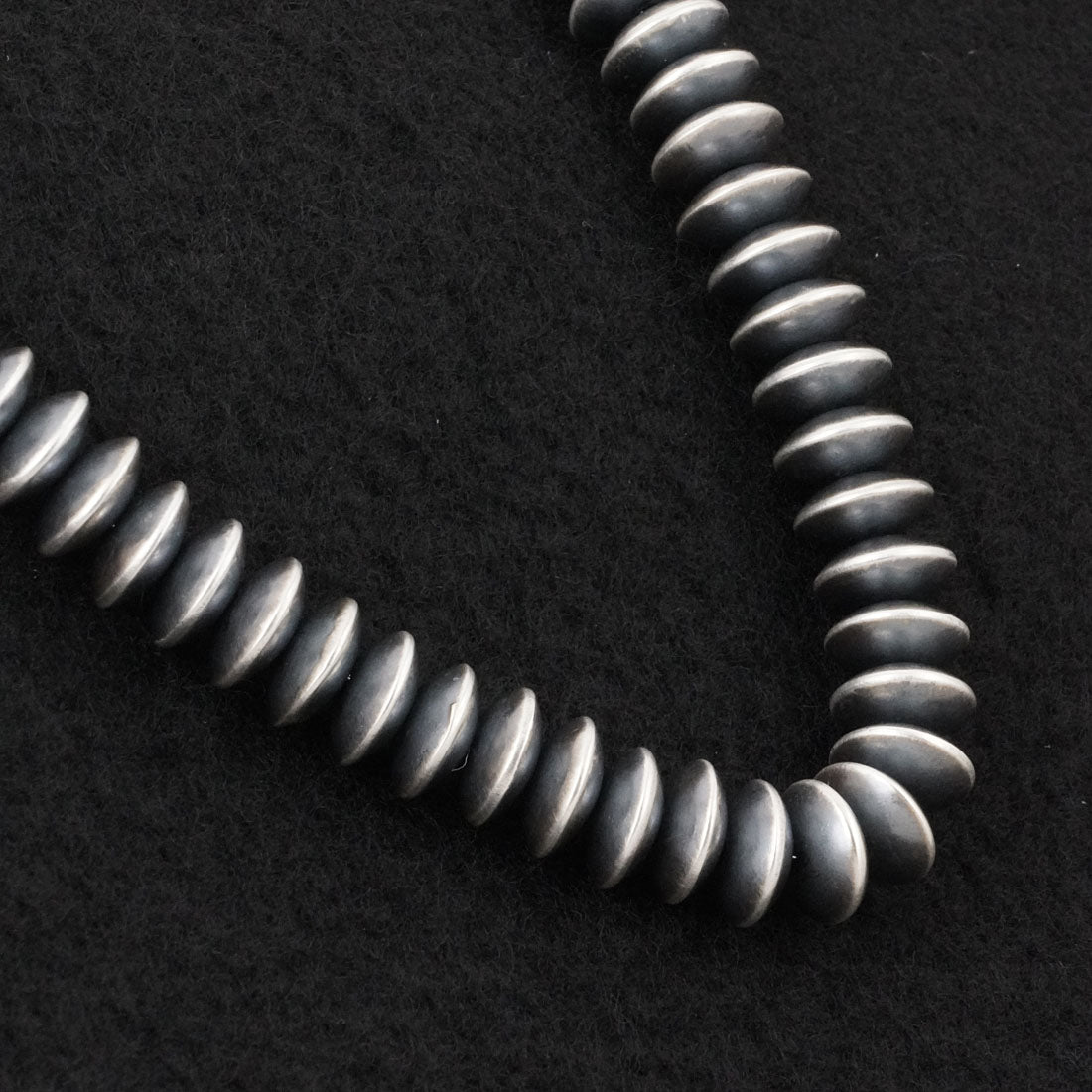 Bryannen Halwood Sterling Silver Navajo Pearl Necklace 22"