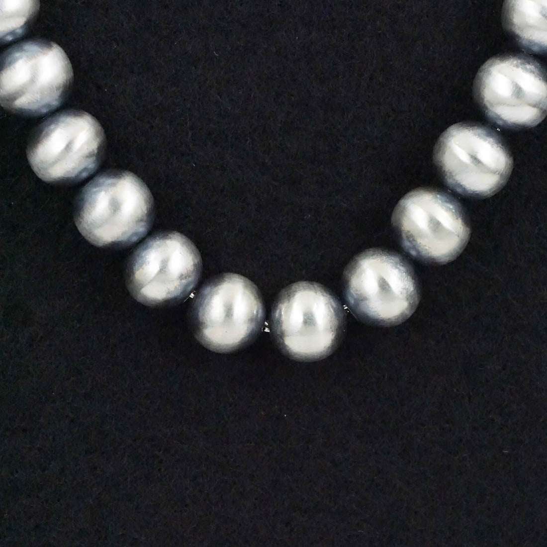 Bryannen Halwood Sterling Silver Navajo Pearl Necklace 30"