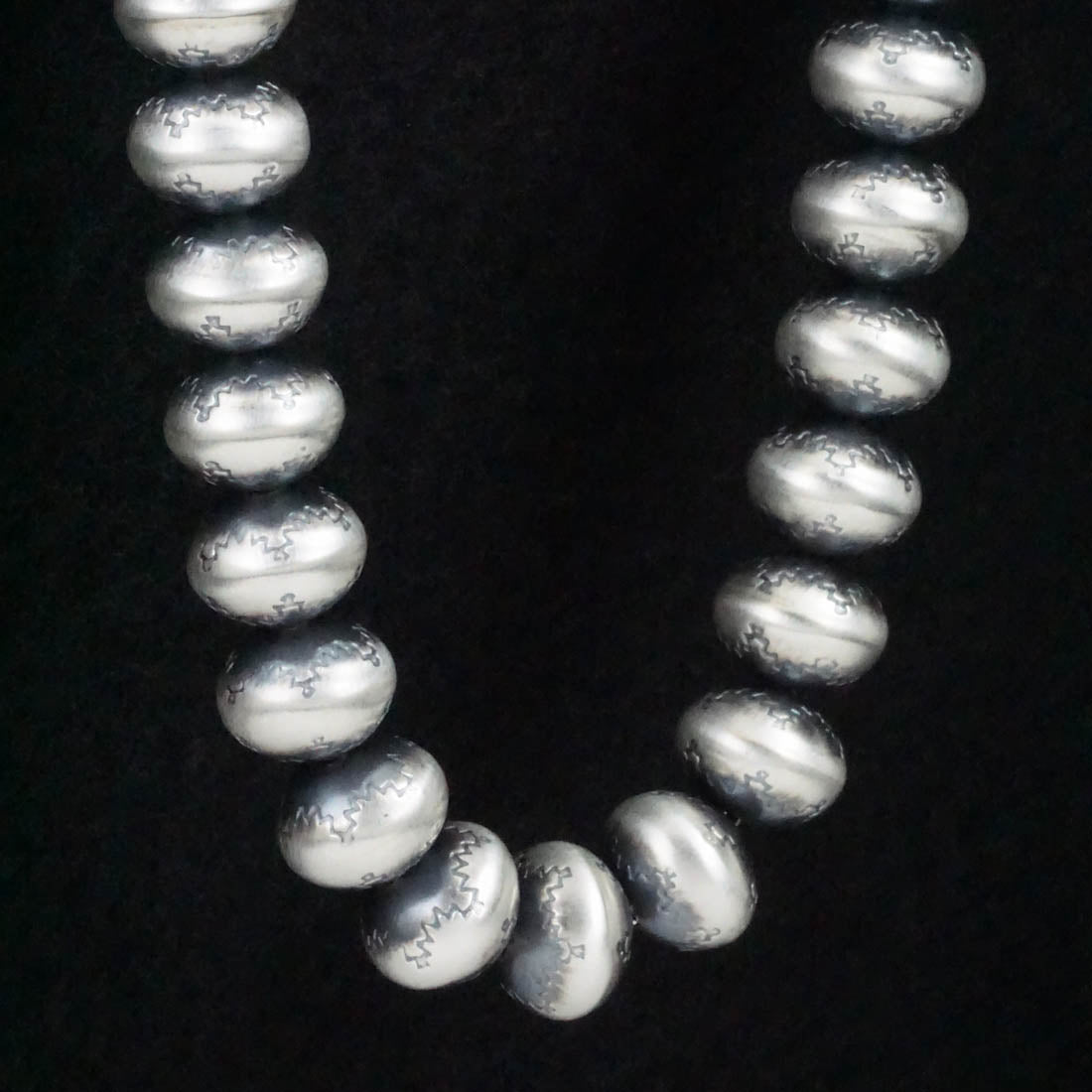 Bryannen Halwood Sterling Silver Navajo Pearl Necklace 20"