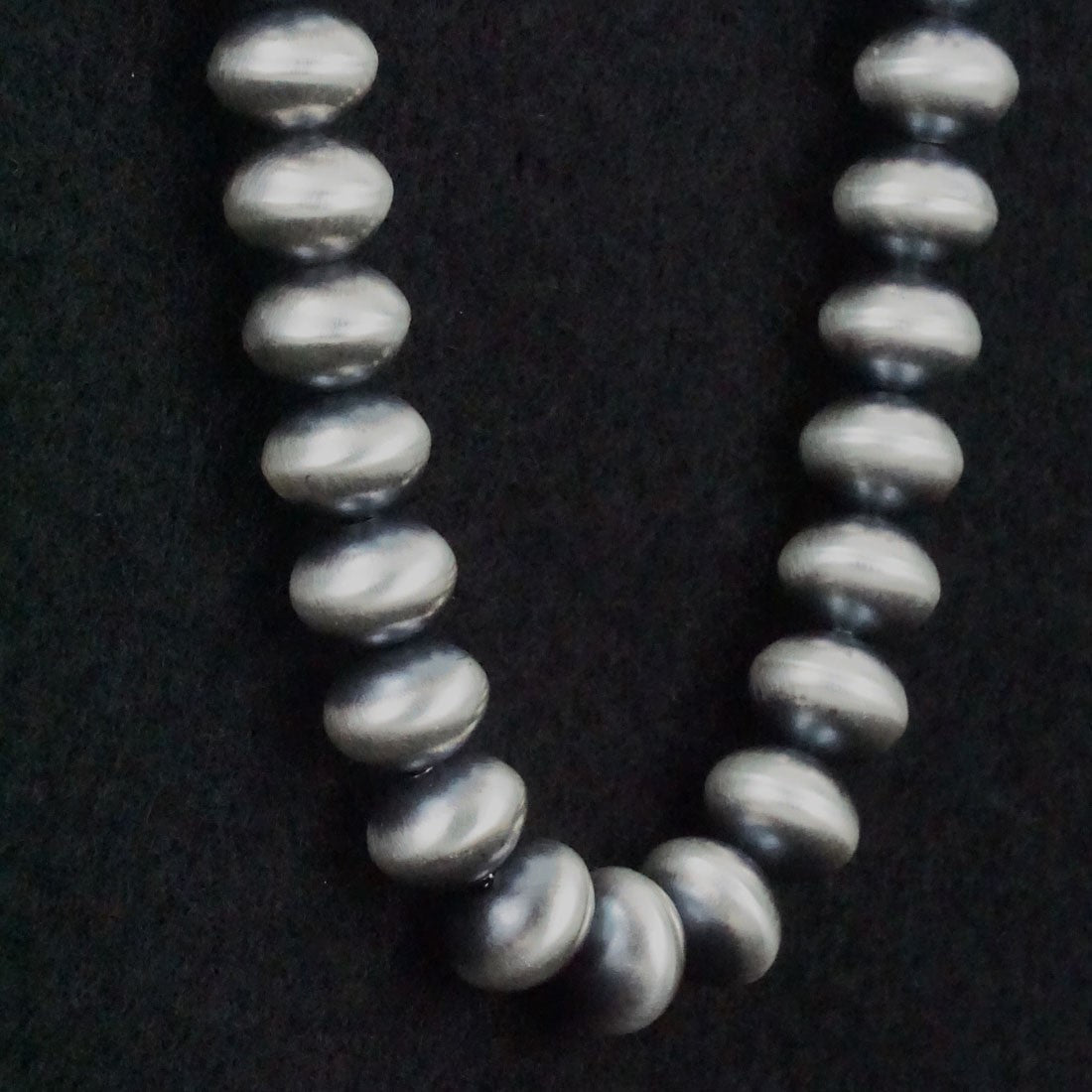 Bryannen Halwood Sterling Silver Navajo Pearl Necklace 20"