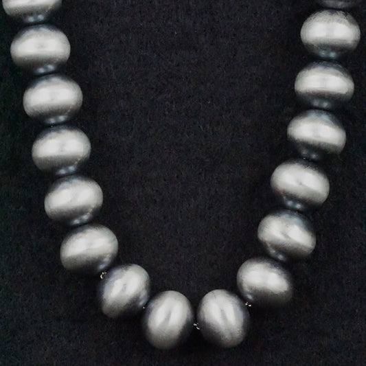 Bryannen Halwood Sterling Silver Navajo Pearl Necklace 24"