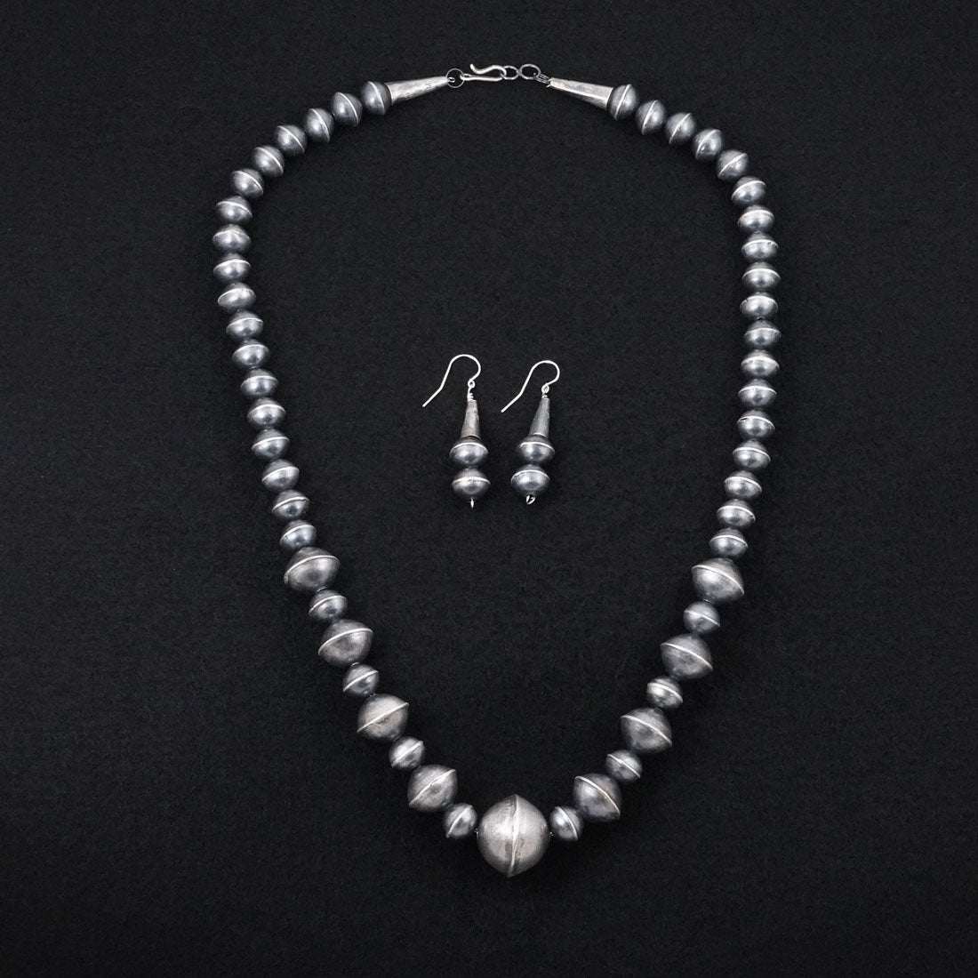 Gilbert Martin Navajo Pearl Necklace & Earrings
