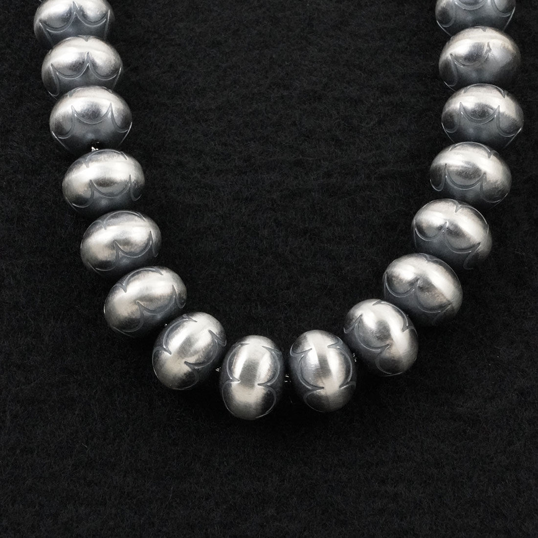 Bryannen Halwood Sterling Silver Navajo Pearl Necklace 18"