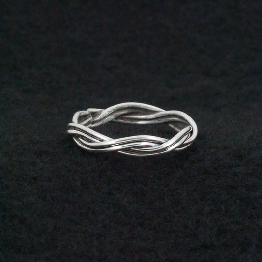 Elaine Tahe Sterling Silver Ring Size 8